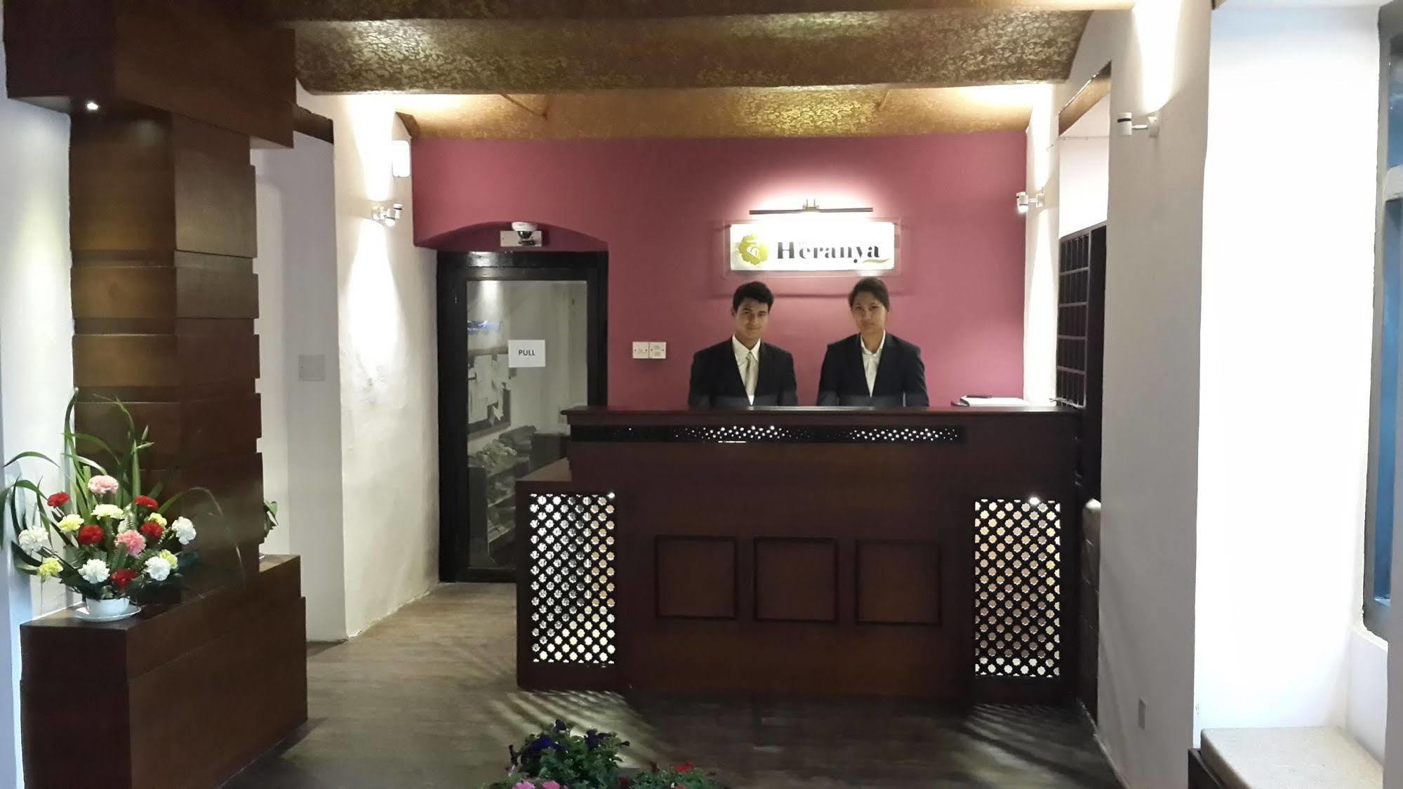 Hotel Heranya Catmandu Exterior foto