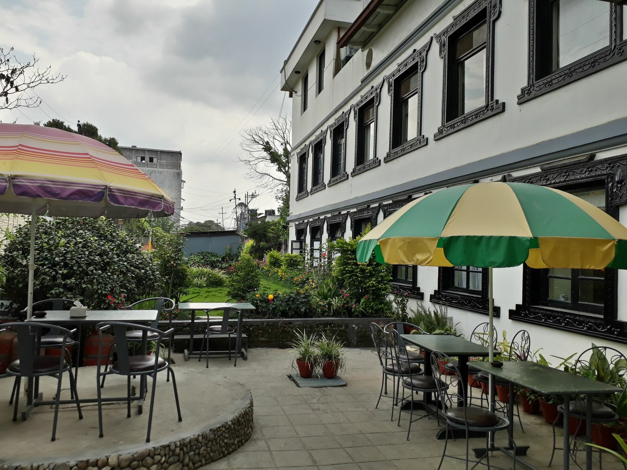 Hotel Heranya Catmandu Exterior foto